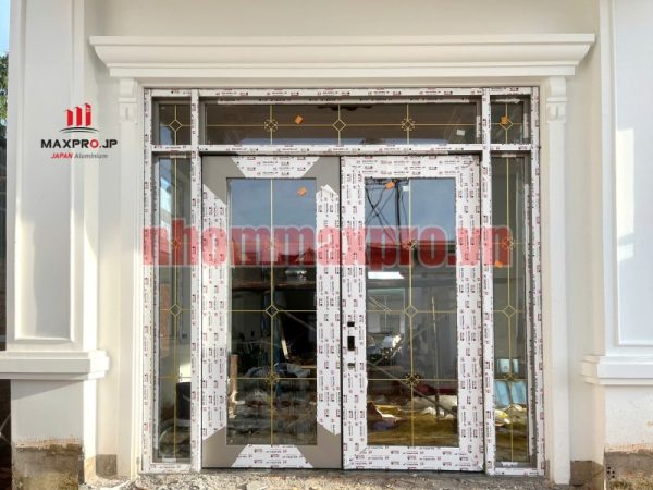 CỬA ĐI THỦY LỰC MÀU SÂMPNH